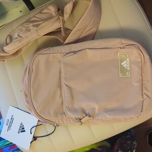 Ladies purse shoulder style and  crossbody  great for vacation. Or exercise